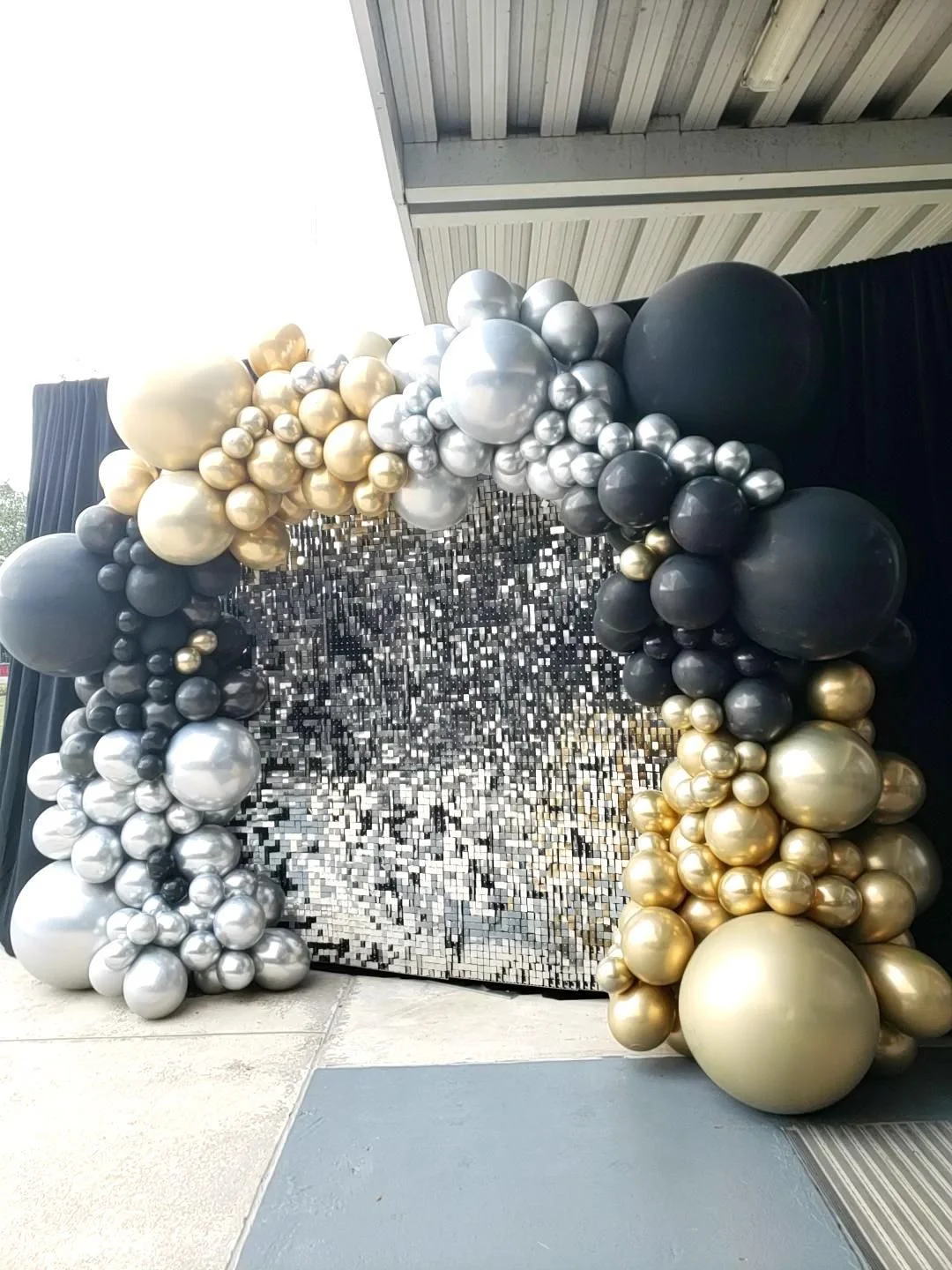 Custom / Organic Balloon Arch